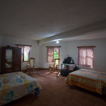Hostal Checruz, Todos Santos Cuchumatan Huehuetenango Exterior foto