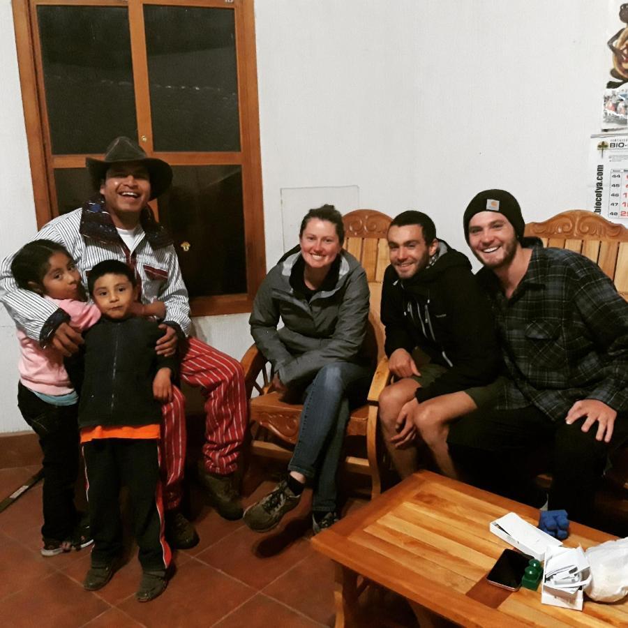 Hostal Checruz, Todos Santos Cuchumatan Huehuetenango Exterior foto